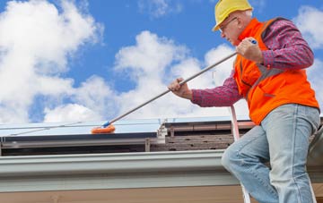 Gleann Dail Bho Dheas soft wash roof cleaning
